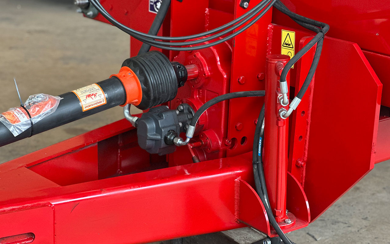 Hydrauliksystem für vertikalen Futtermischer